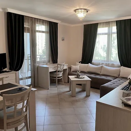 Aj 8, Santa Marina Village, Apartmán *